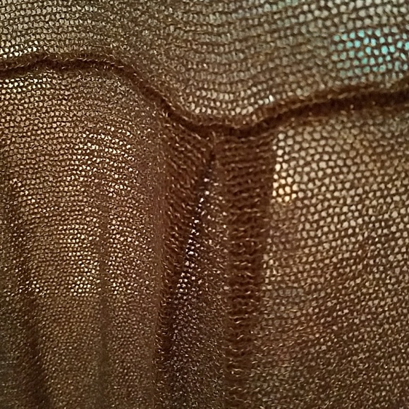 Covering - Picture 4 of 4